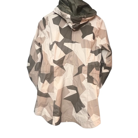 The North Face Jacket/ size: M/ Perfect condition/ Never worn it due to size - Picture 3 of 4